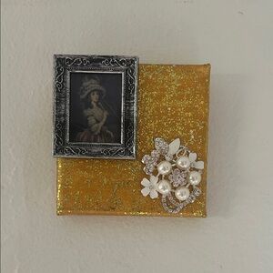 Gold Glitter Mini Canvas with Silver Frame and Pearl Floral Brooch